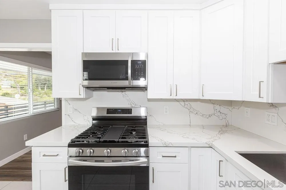 3177 Elm St. San Diego, CA 92102