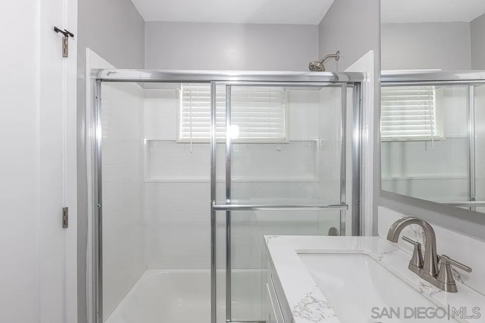 3177 Elm St. San Diego, CA 92102