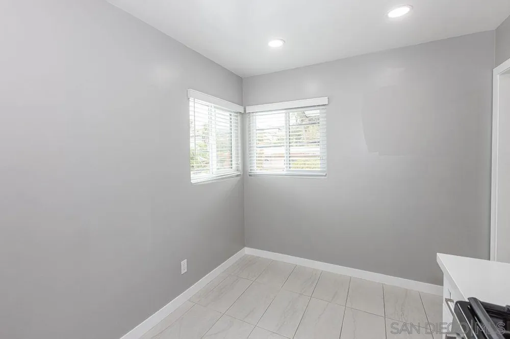 3177 Elm St. San Diego, CA 92102