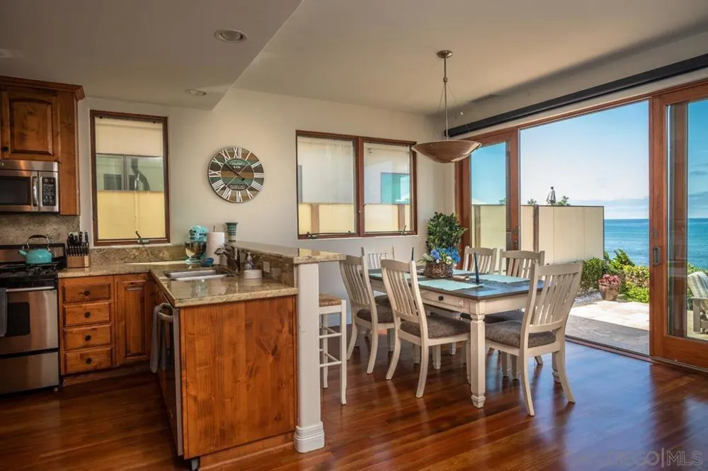 5556 Calumet Avenue La Jolla, CA 92037