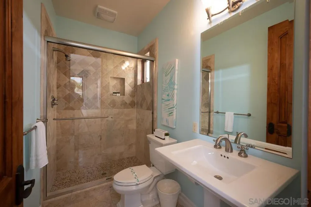 5556 Calumet Avenue La Jolla, CA 92037