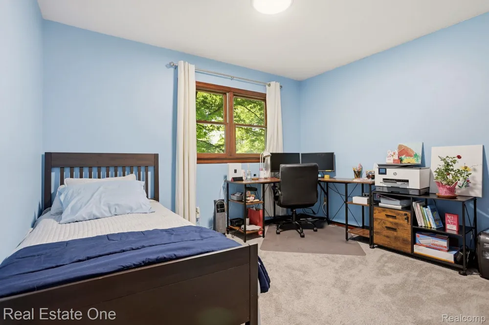 6218 Sturgeon Creek Parkway Midland City, MI 48640