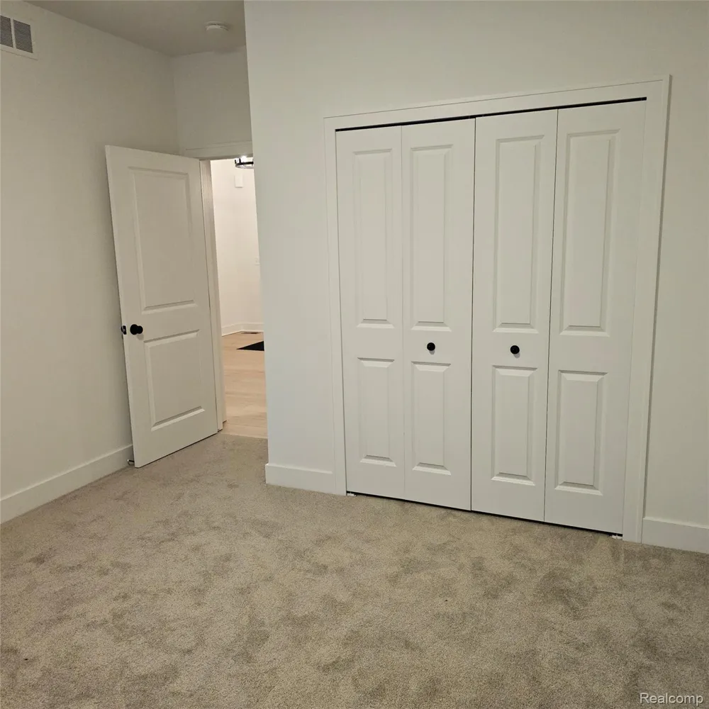 50606 MISTWOOD DRIVE Macomb Township, MI 48042