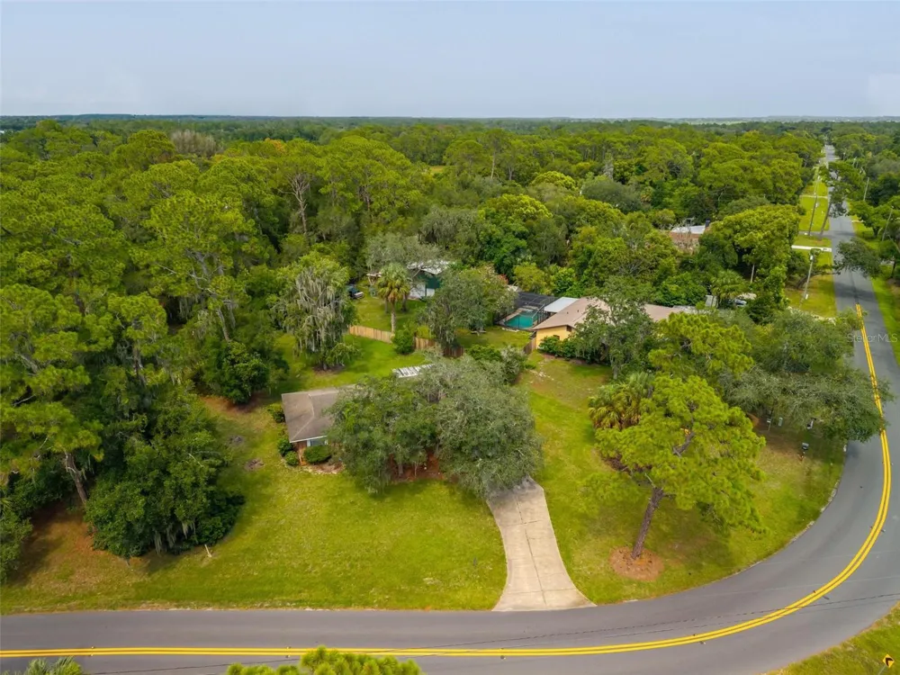 16529 ORANGE AVENUE Umatilla, FL 32784