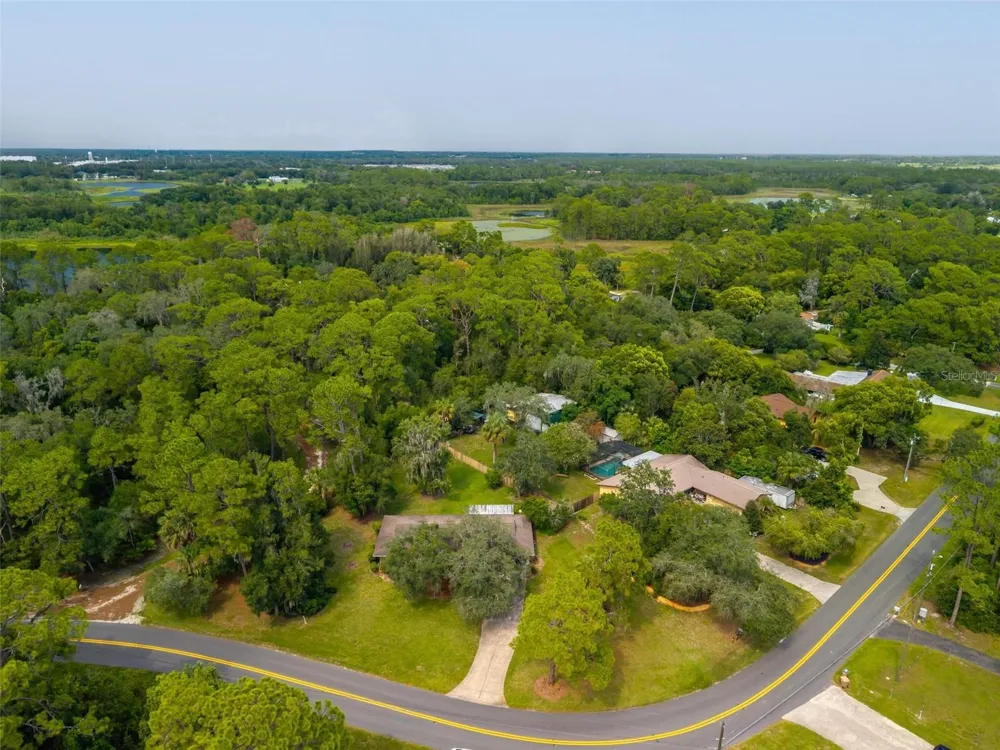 16529 ORANGE AVENUE Umatilla, FL 32784