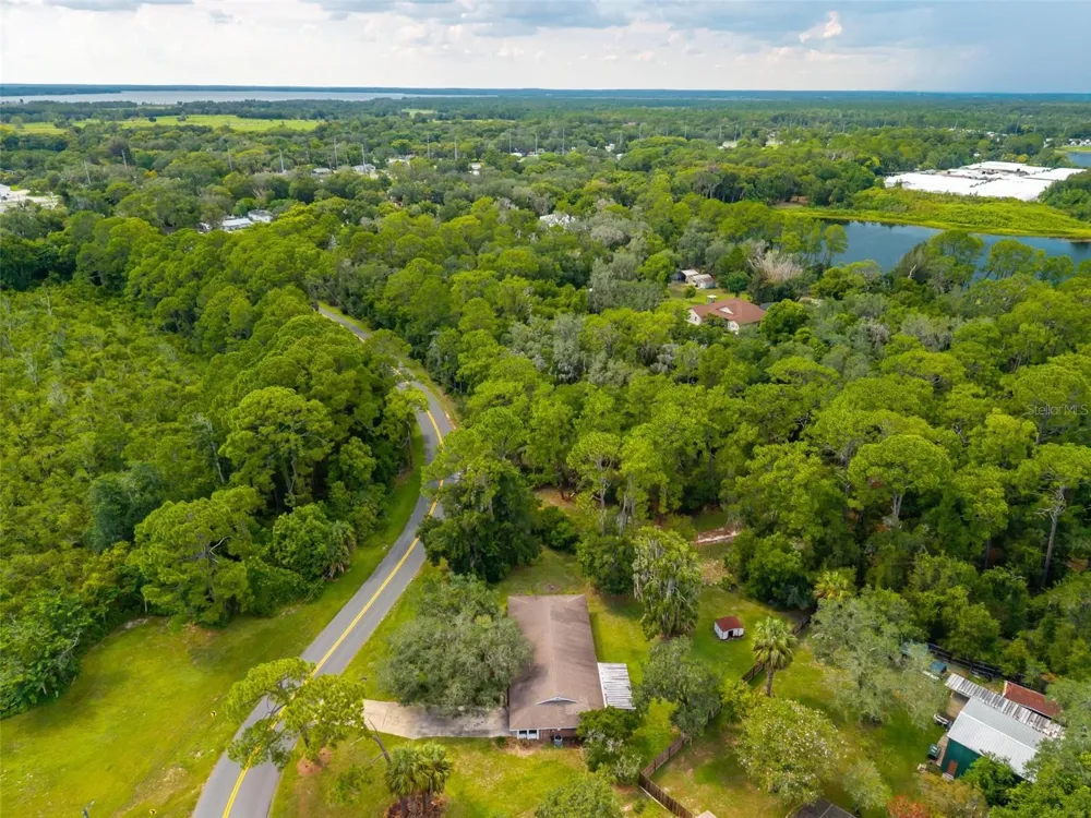 16529 ORANGE AVENUE Umatilla, FL 32784
