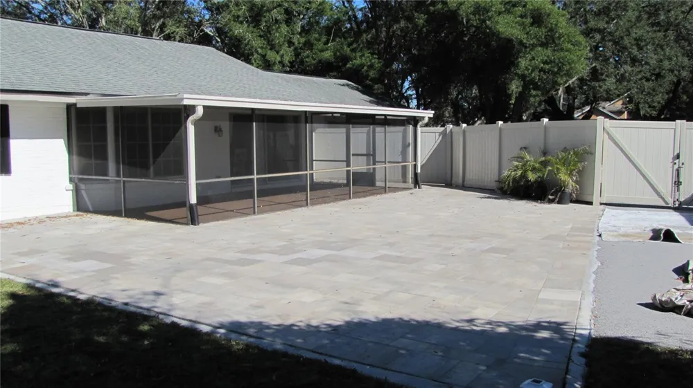3326 SCHEFFLERA ROAD Tampa, FL 33618