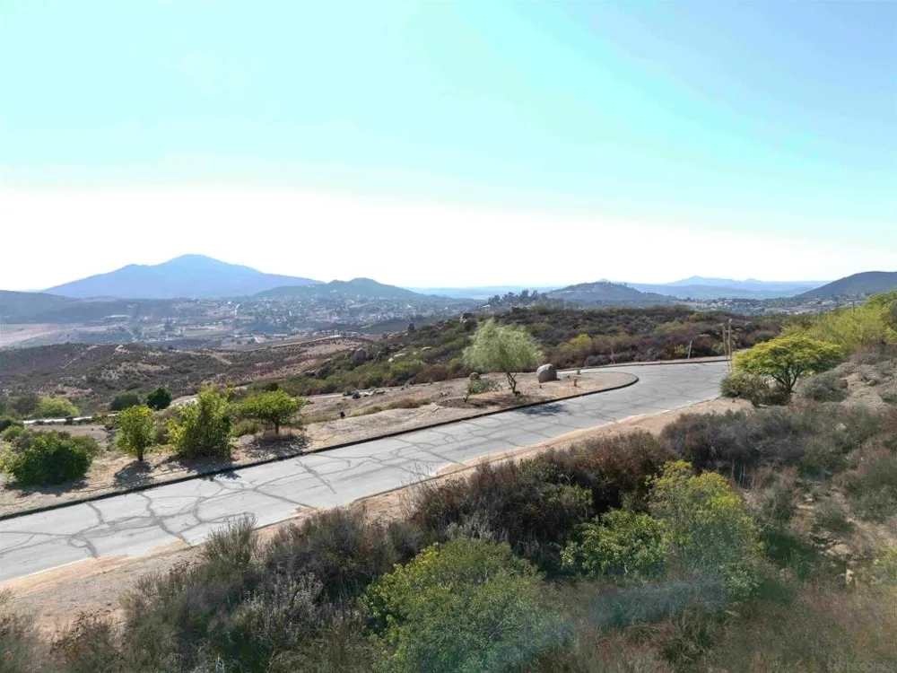 84 Presilla Dr 84 Jamul, CA 91935