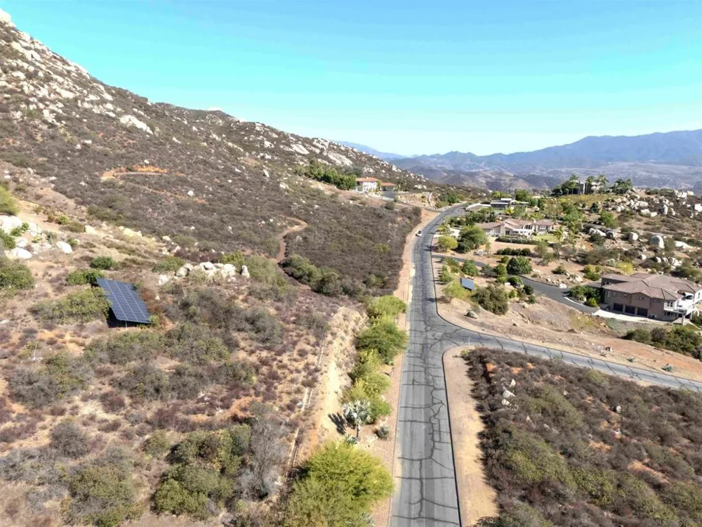 85 Presilla Dr 85 Jamul, CA 91935