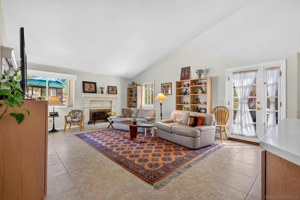 14473 Maplewood Street Poway, CA 92064