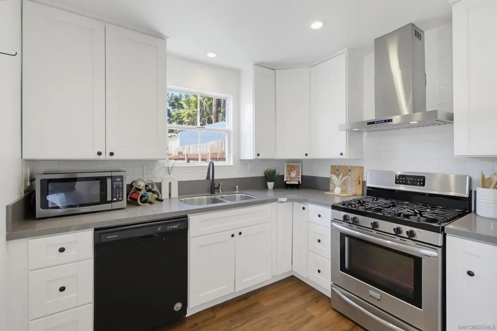 589 Bonito Imperial Beach, CA 91932