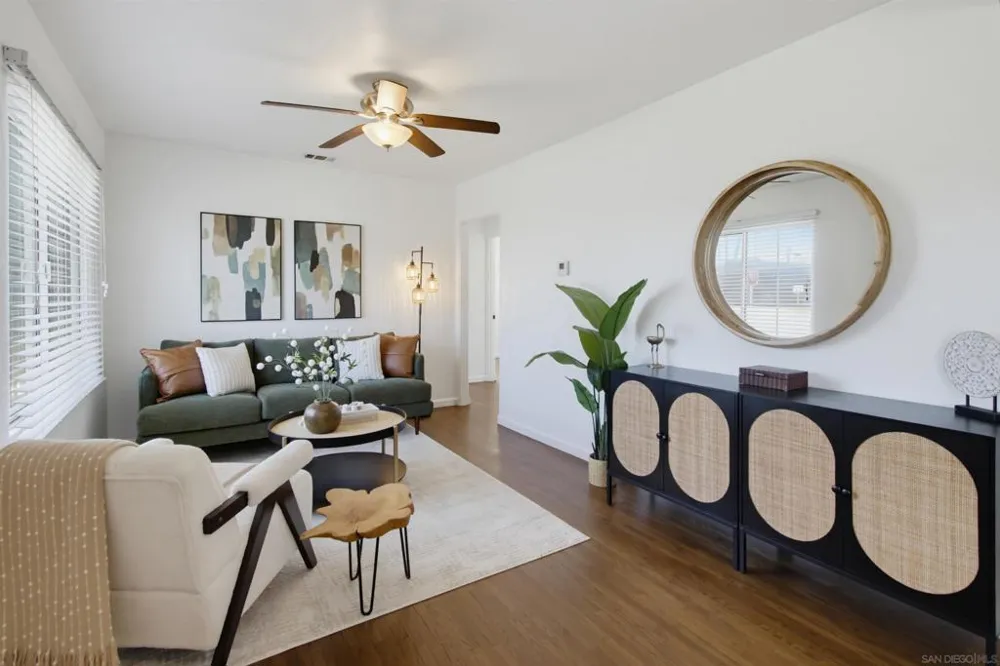 589 Bonito Imperial Beach, CA 91932