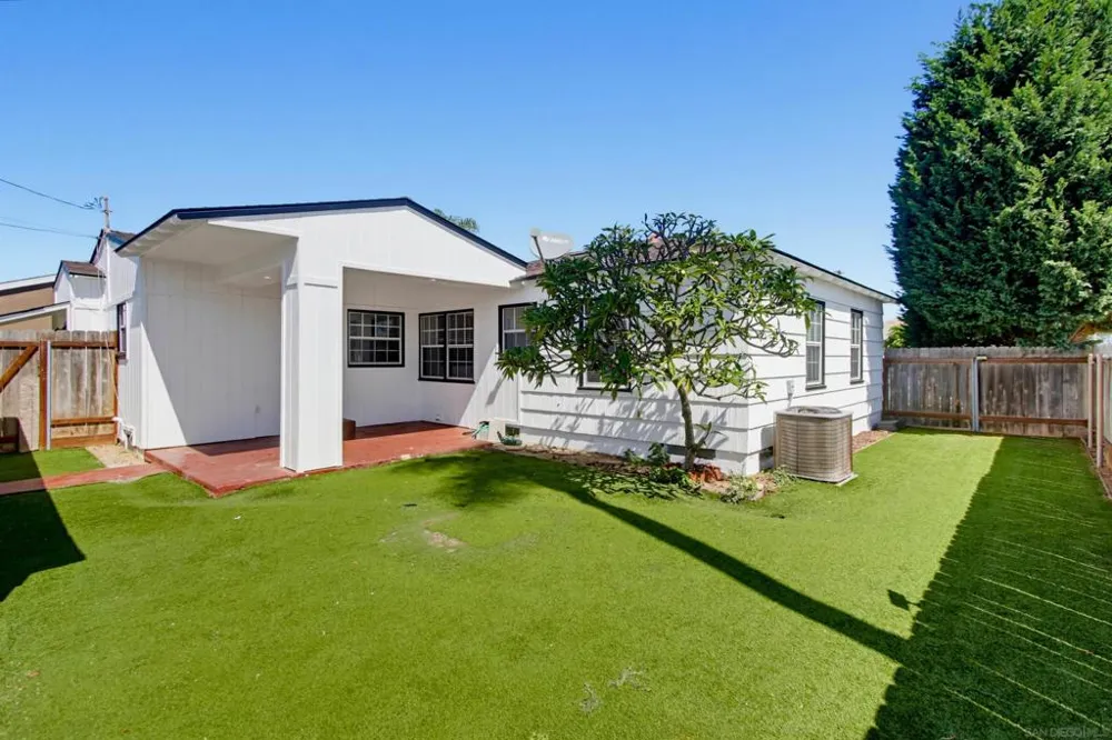 589 Bonito Imperial Beach, CA 91932