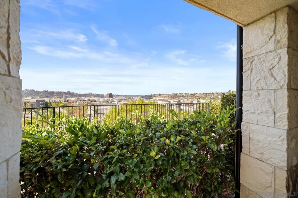 8309 Distinctive San Diego, CA 92108