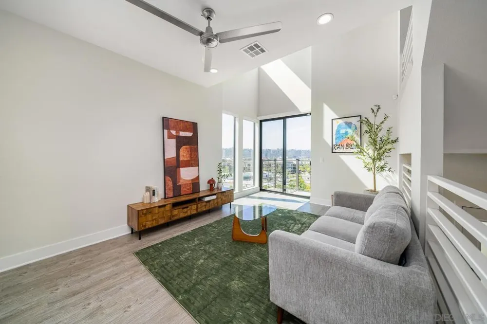 8309 Distinctive San Diego, CA 92108