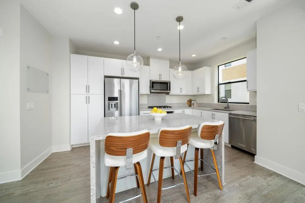 8309 Distinctive San Diego, CA 92108