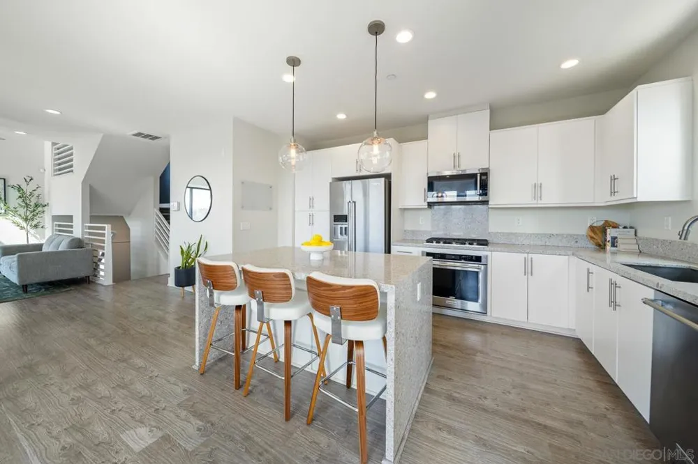 8309 Distinctive San Diego, CA 92108