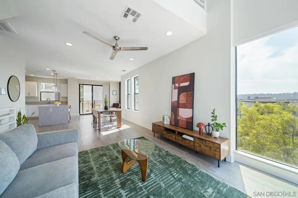 8309 Distinctive San Diego, CA 92108