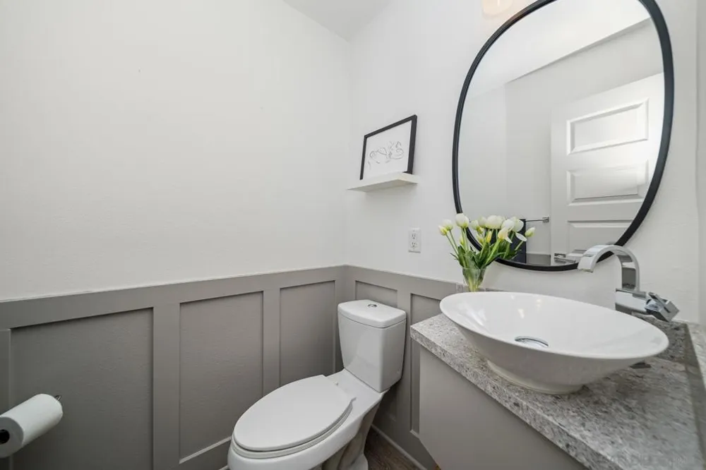 8309 Distinctive San Diego, CA 92108