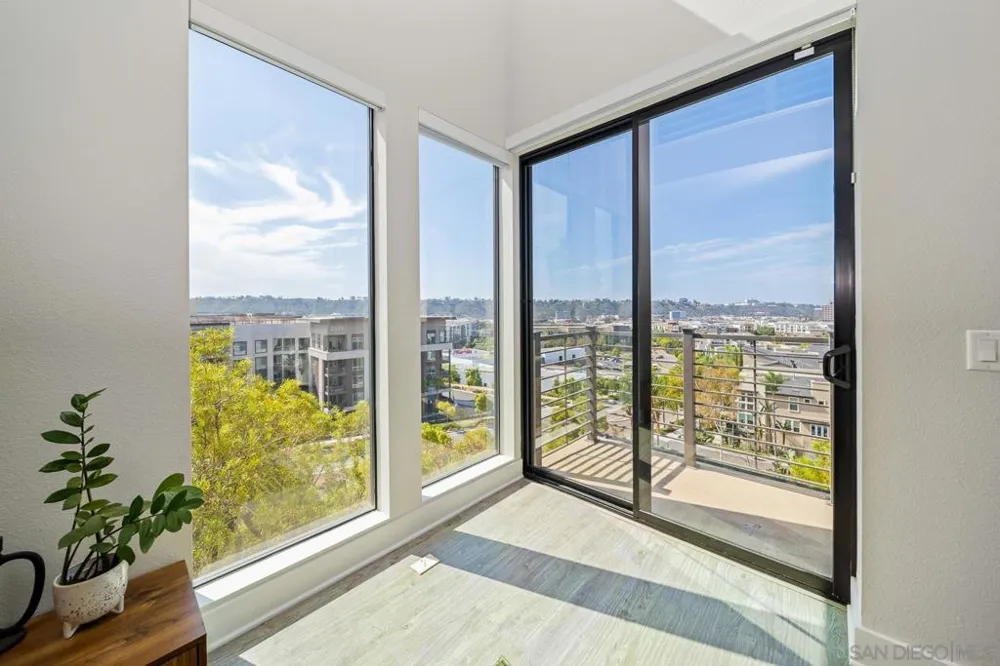 8309 Distinctive San Diego, CA 92108
