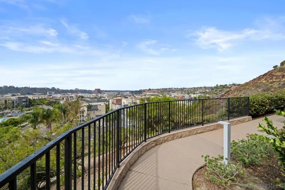 8309 Distinctive San Diego, CA 92108