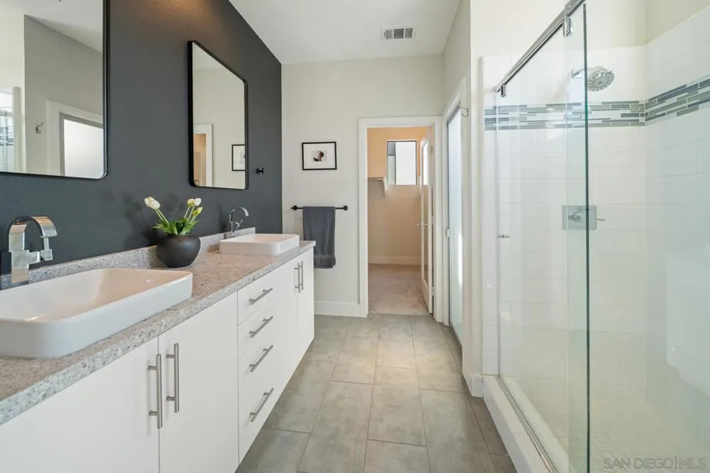 8309 Distinctive San Diego, CA 92108