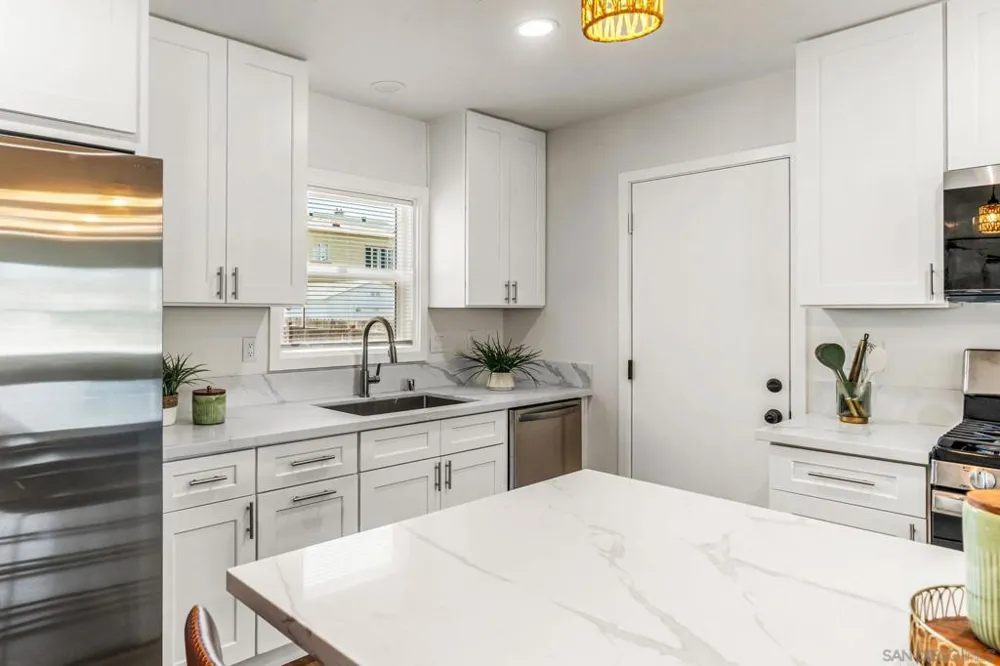 1334 E Division St National City, CA 91950