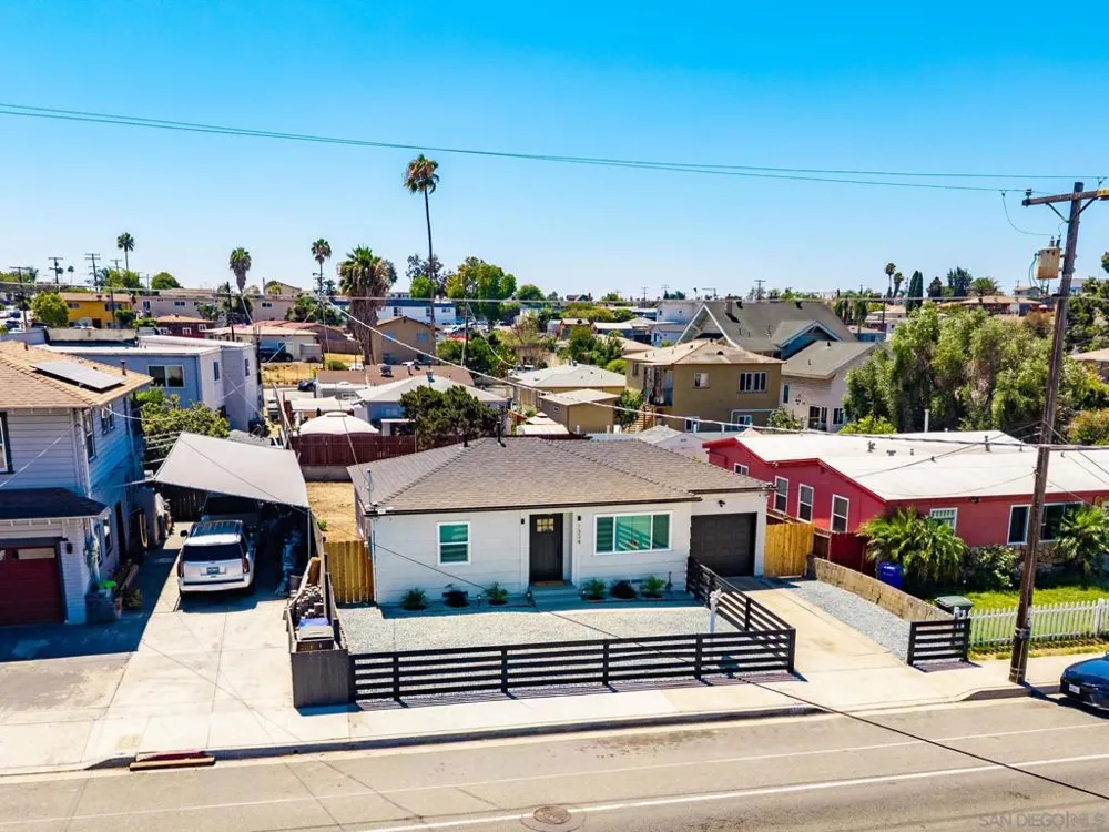 1334 E Division St National City, CA 91950