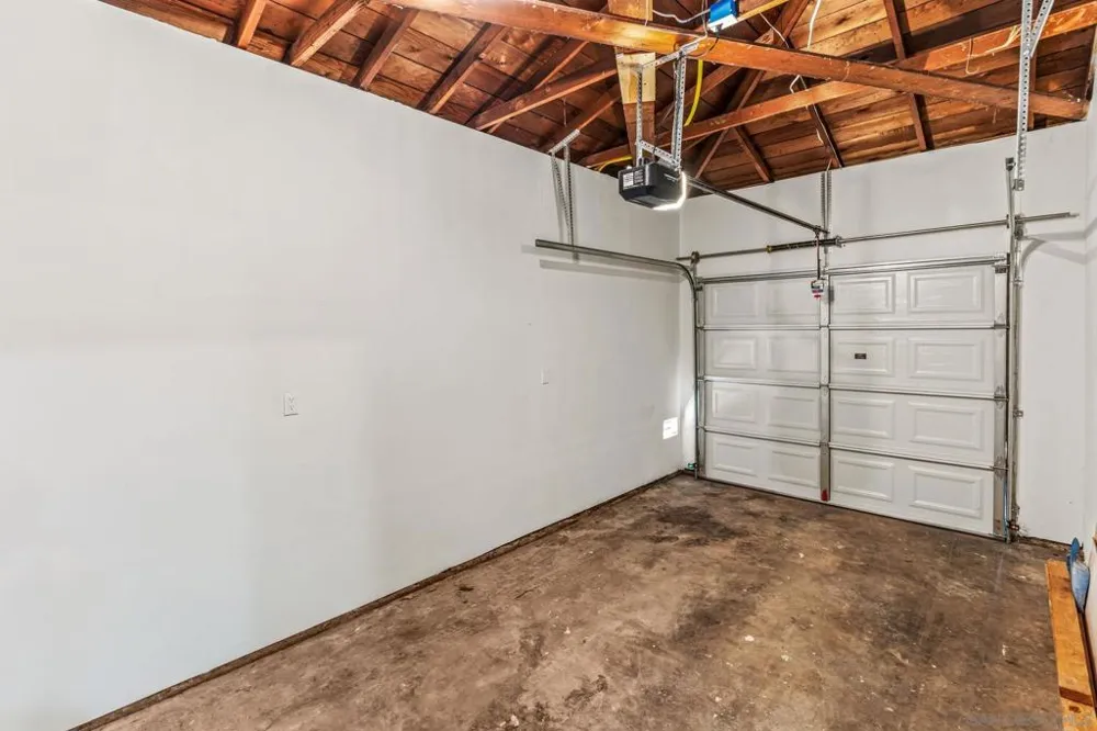 1334 E Division St National City, CA 91950