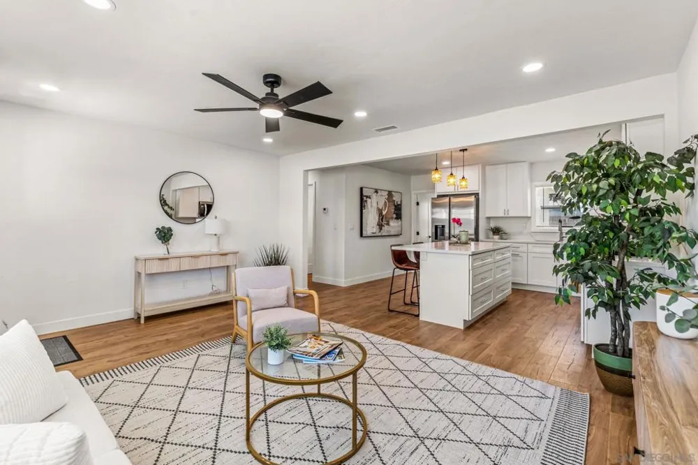 1334 E Division St National City, CA 91950