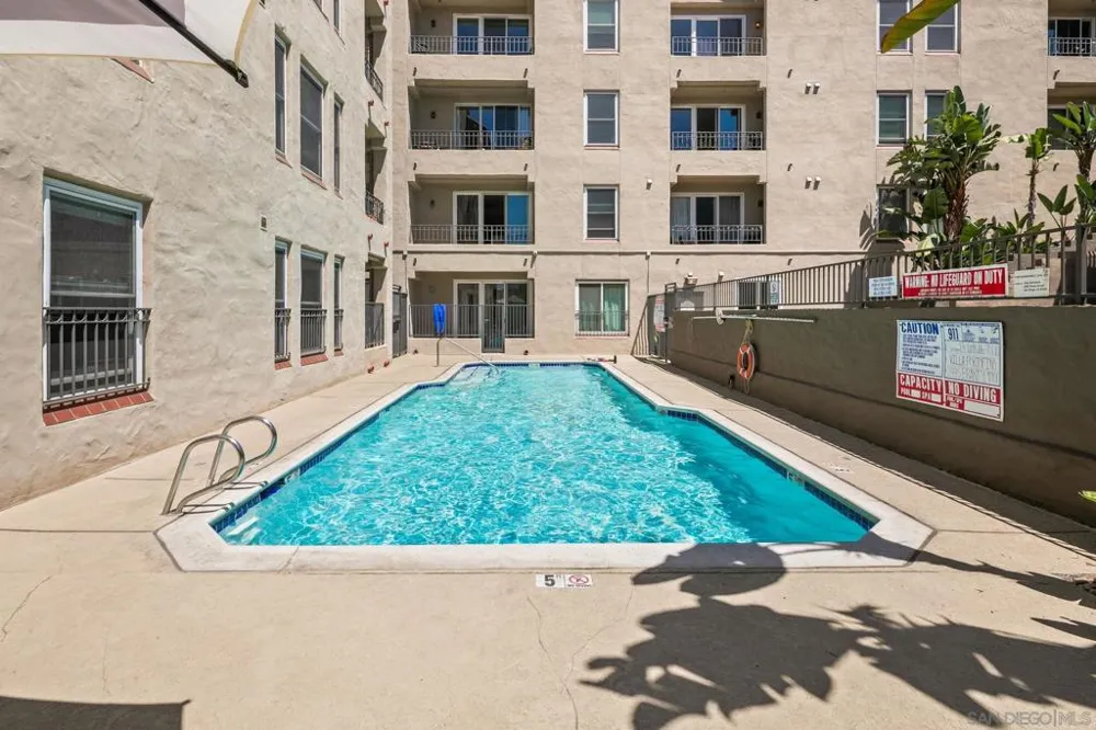 2445 Brant St #510 San Diego, CA 92101