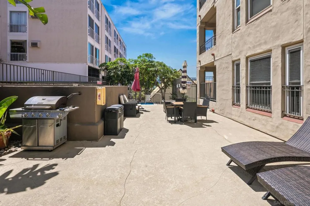 2445 Brant St #510 San Diego, CA 92101