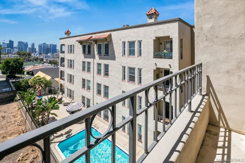 2445 Brant St #510 San Diego, CA 92101
