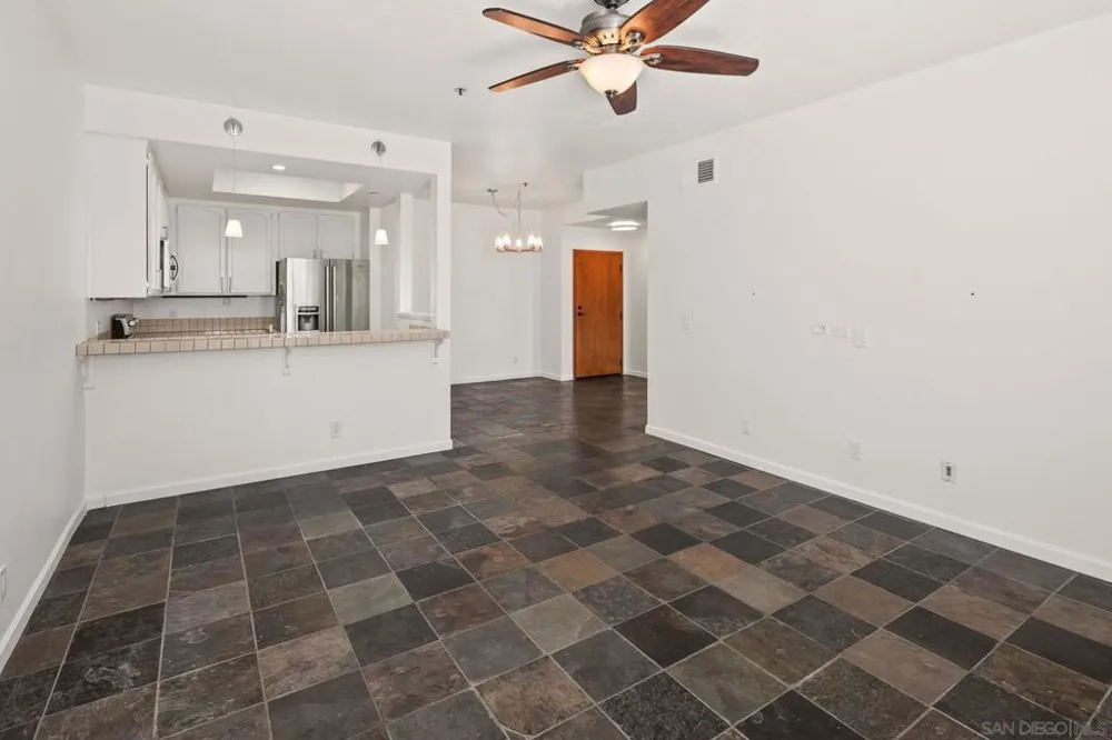 2445 Brant St #510 San Diego, CA 92101