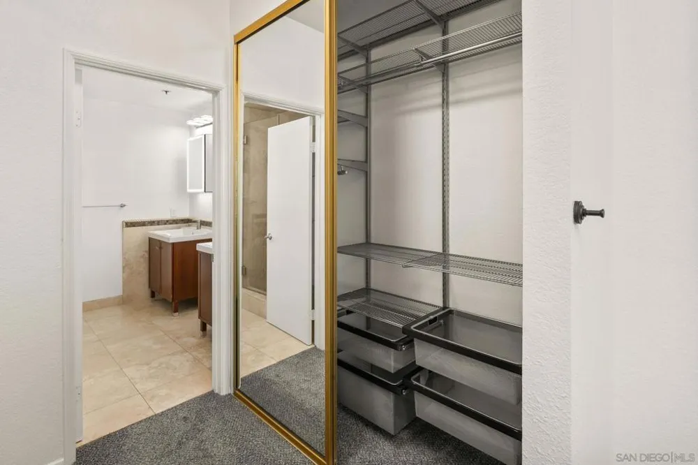 2445 Brant St #510 San Diego, CA 92101