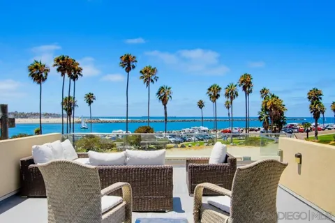 2629 Ocean Front Walk