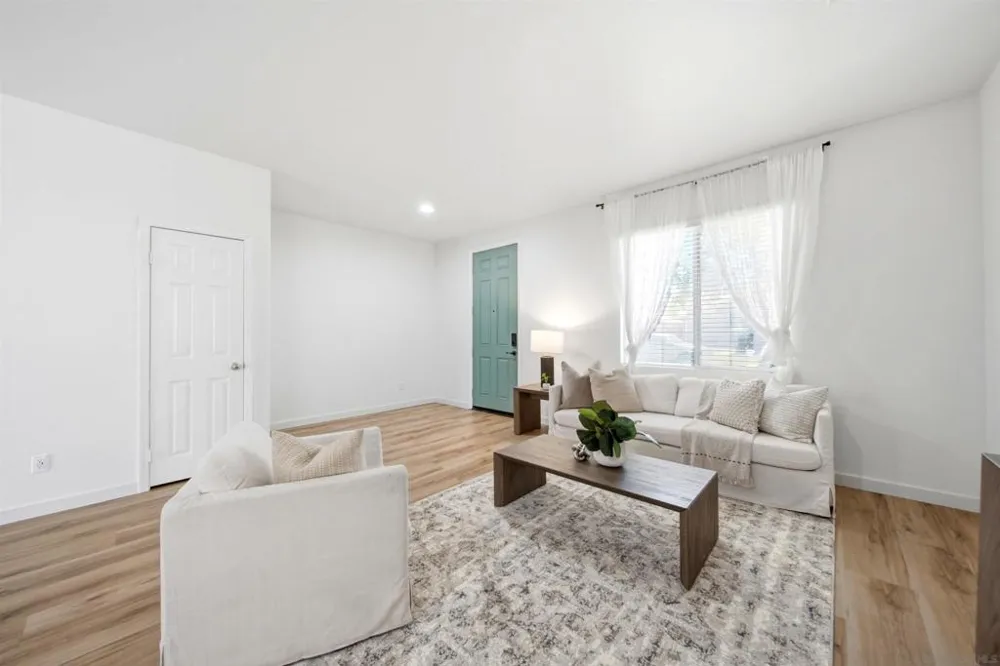 120 Estancia Way Hemet, CA 92545