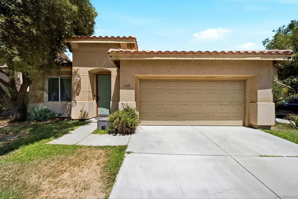 120 Estancia Way Hemet, CA 92545
