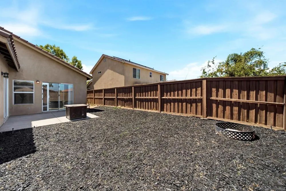 120 Estancia Way Hemet, CA 92545