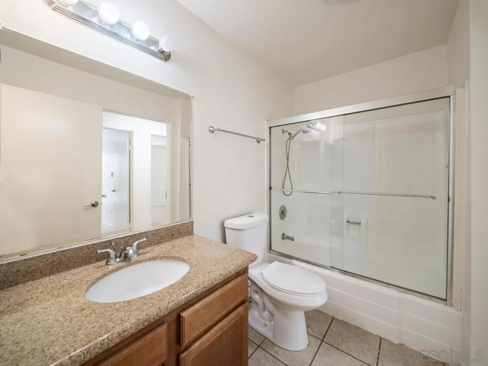830 W Lincoln Ave #174 Escondido, CA 92026