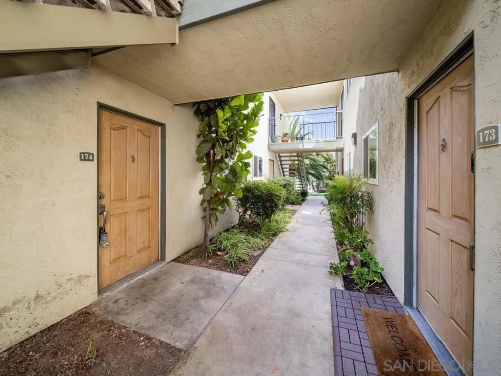 830 W Lincoln Ave #174 Escondido, CA 92026