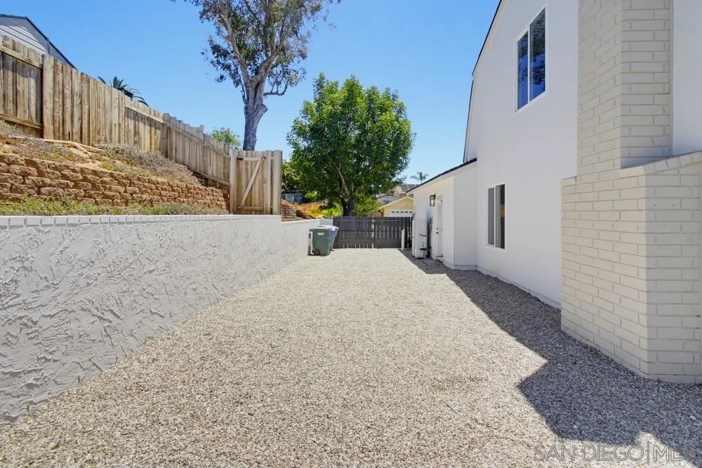 14708 Dash Way Poway, CA 92064