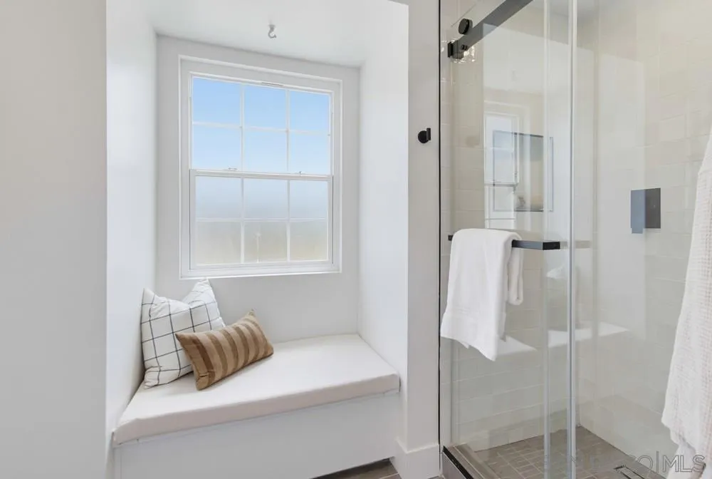 14708 Dash Way Poway, CA 92064