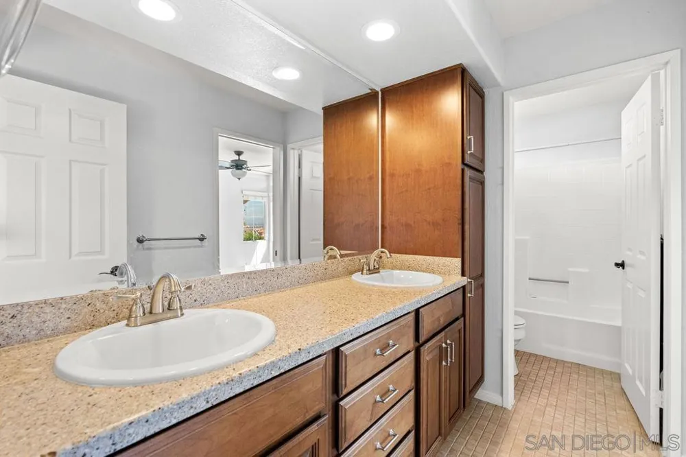 5168 Frazee Oceanside, CA 92057