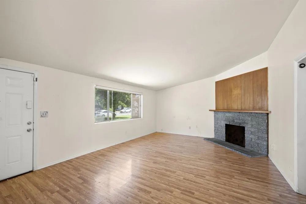 941 Grove Ave Imperial Beach, CA 91932
