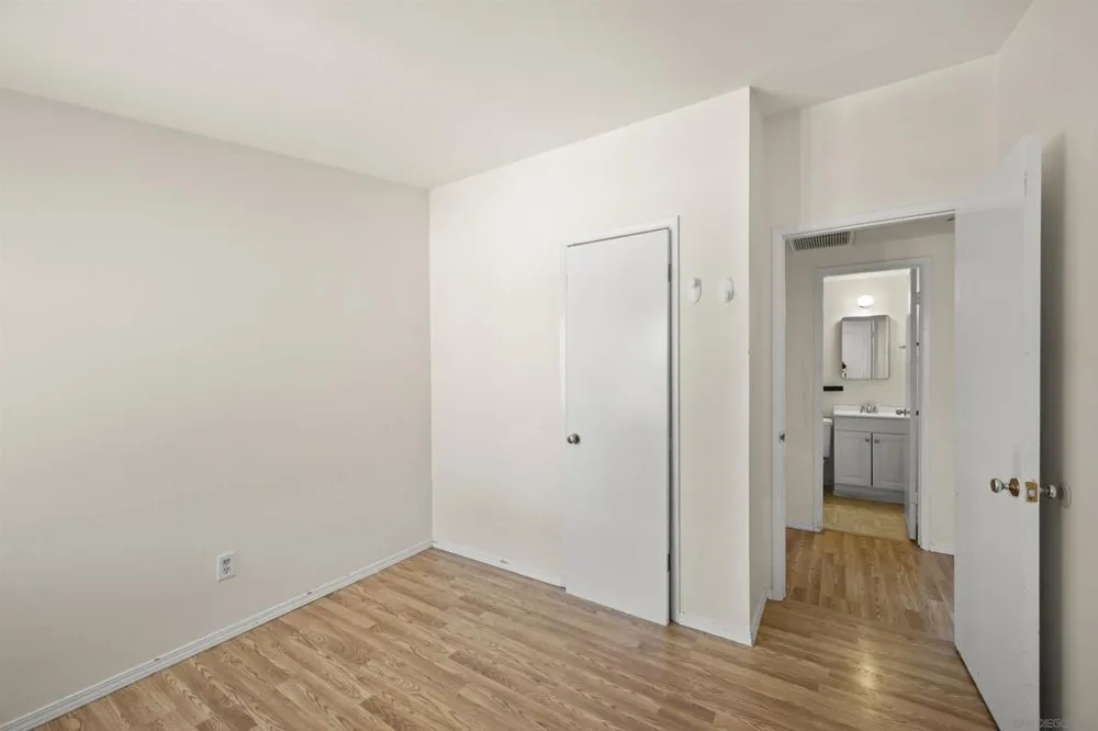 941 Grove Ave Imperial Beach, CA 91932