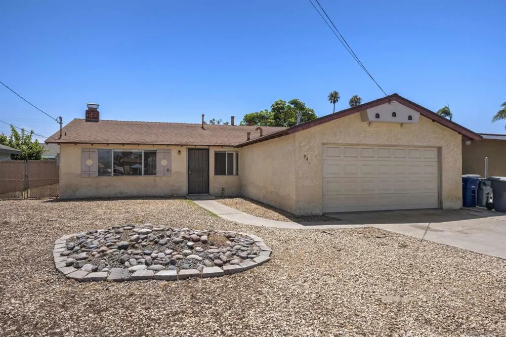 941 Grove Ave Imperial Beach, CA 91932