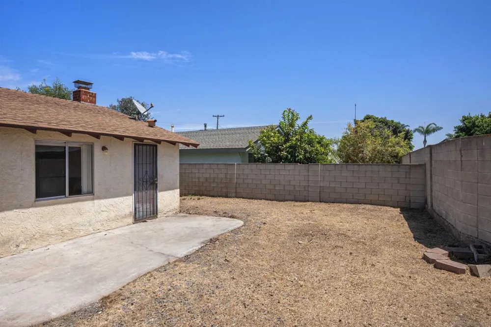 941 Grove Ave Imperial Beach, CA 91932