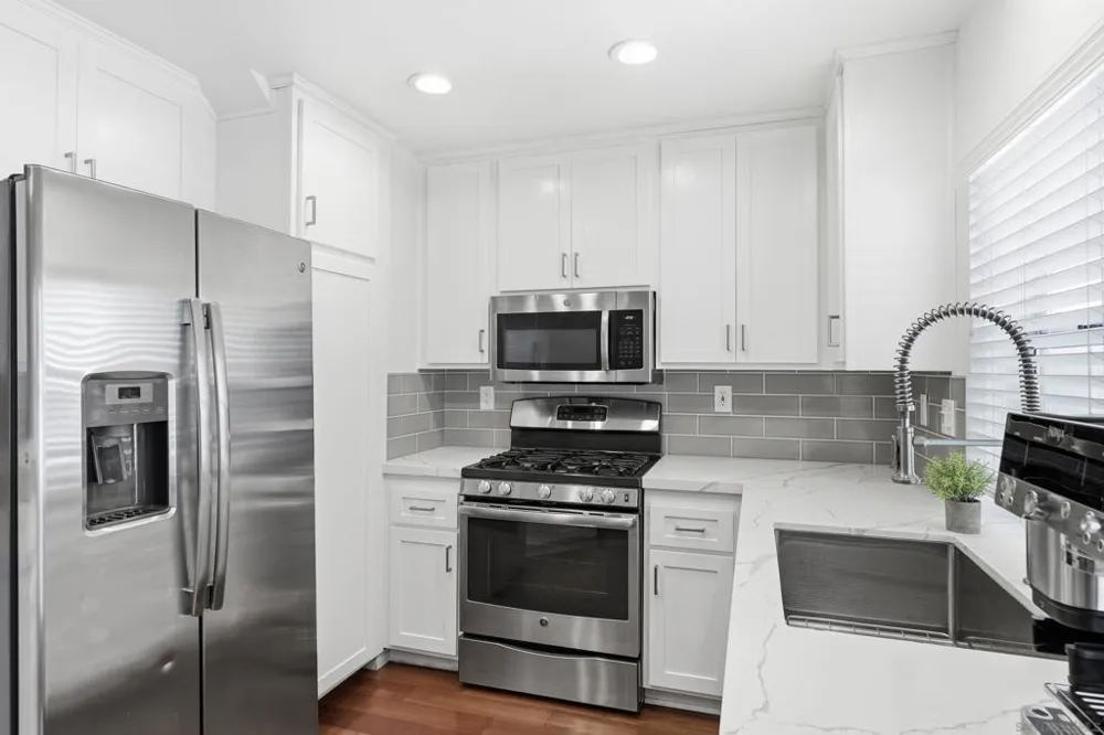10060 Scripps Vista Way #39 San Diego, CA 92131