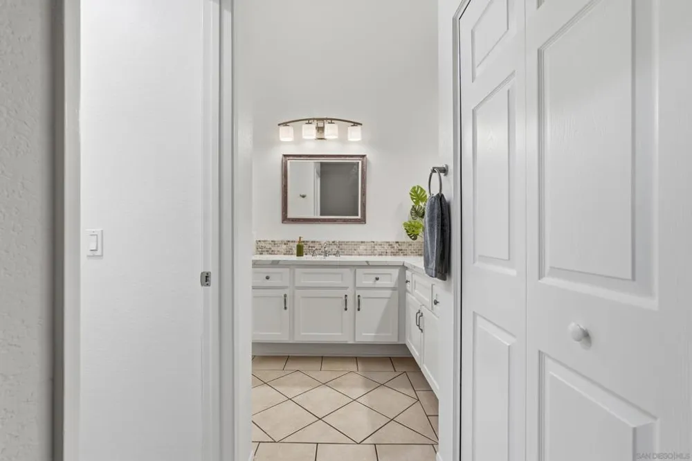 10060 Scripps Vista Way #39 San Diego, CA 92131